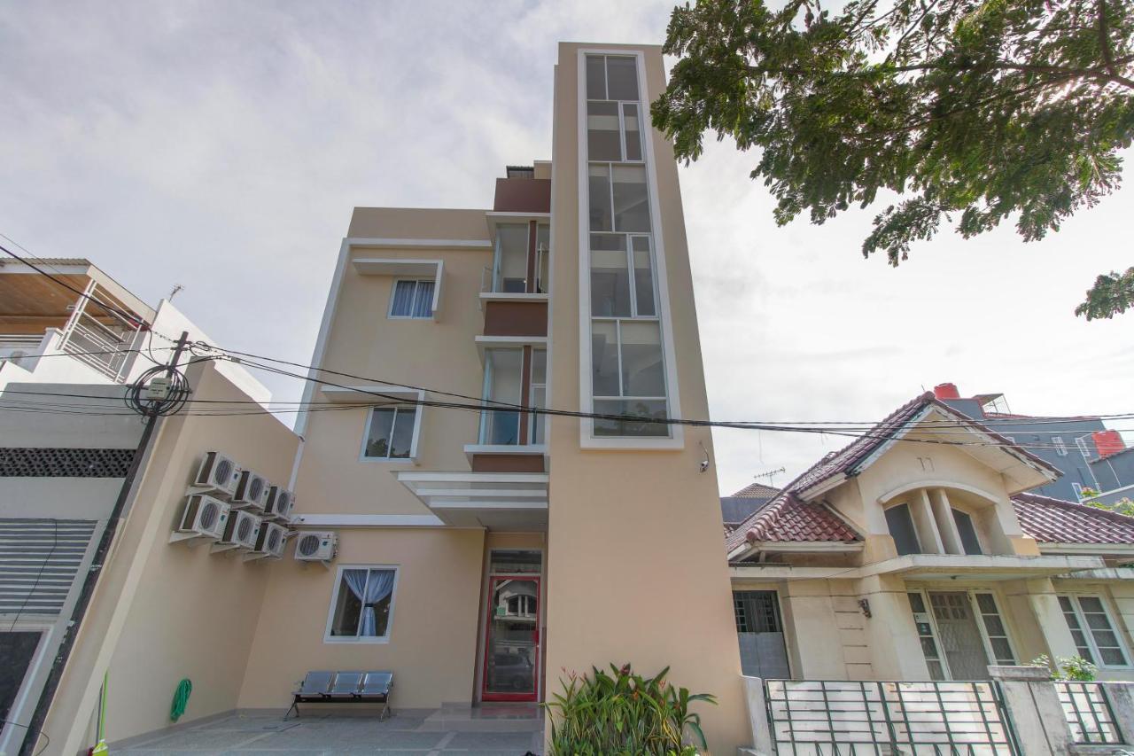 Reddoorz Near Soekarno Hatta Airport Tangerang Ngoại thất bức ảnh